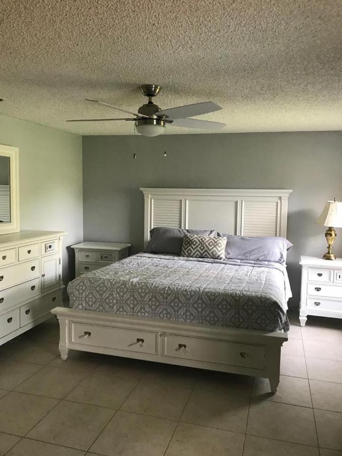 82-10Sw 135Av Villa Miami Eksteriør billede