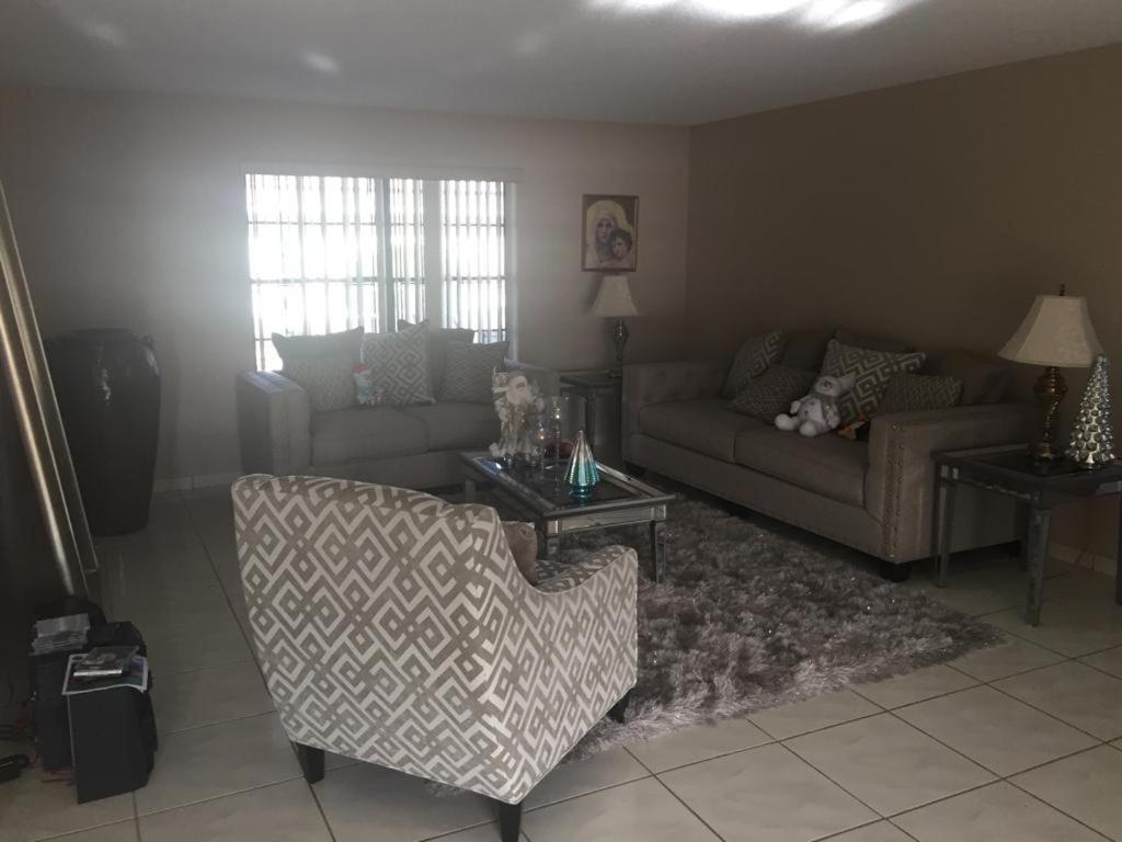 82-10Sw 135Av Villa Miami Eksteriør billede