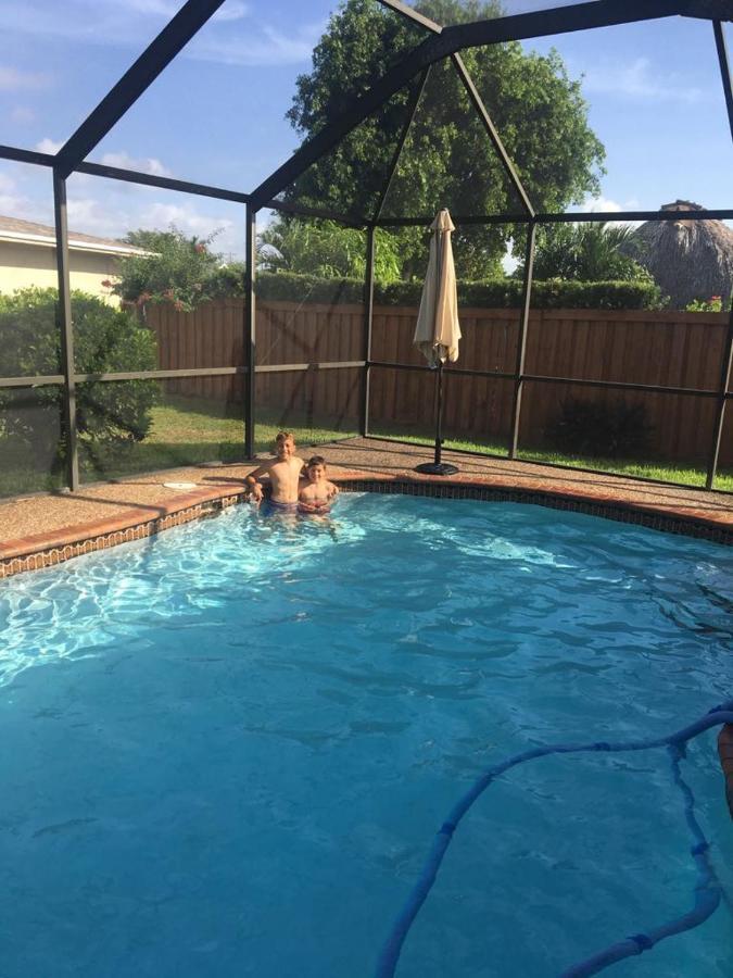 82-10Sw 135Av Villa Miami Eksteriør billede