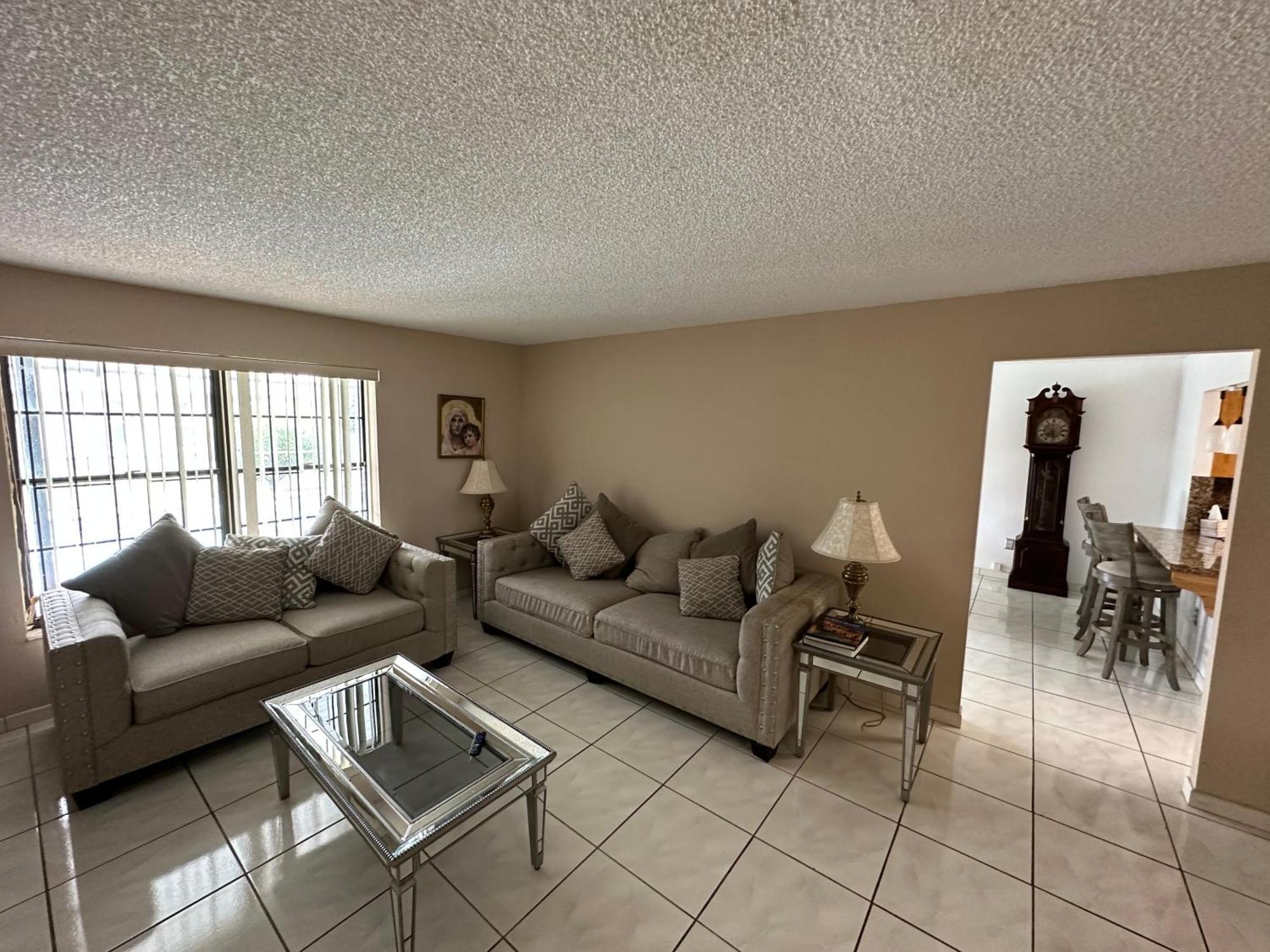 82-10Sw 135Av Villa Miami Eksteriør billede